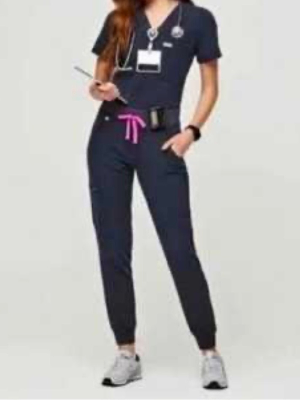Figs Night Sky scrub set. Medium Catarina top. MP HW Zamora jogger scrub pants.